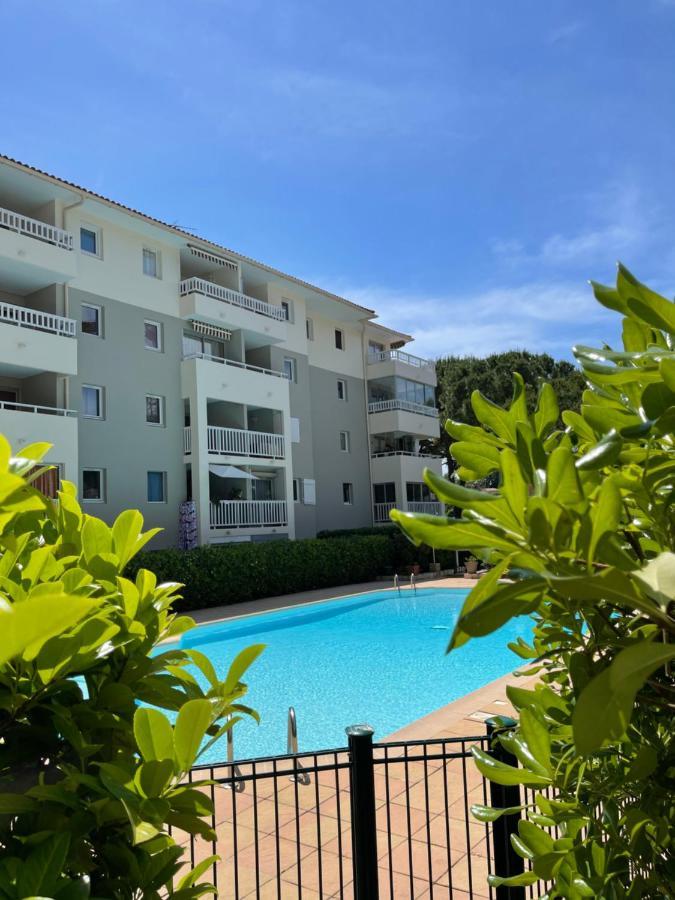 Appartement Avec Piscine Privee Cagnes-sur-Mer Luaran gambar